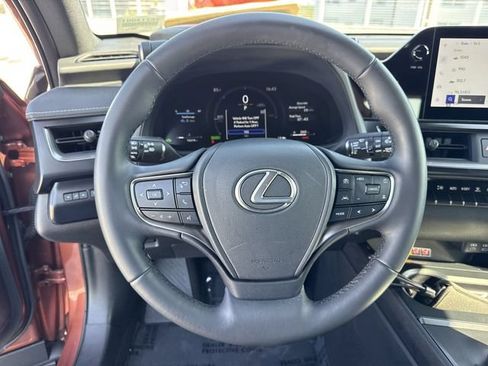 Used 2025 Lexus UX 300h FWD w/ Accessory Package (Z2) image 14