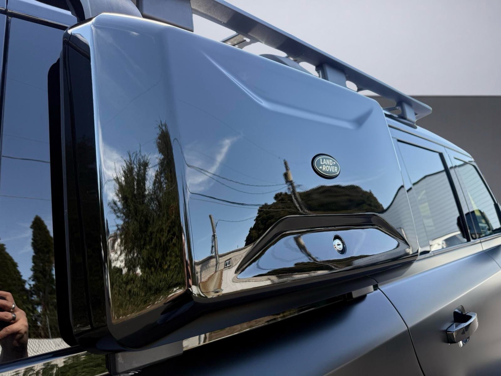 Used 2024 Land Rover Defender 110 S AWD/4WD image 8