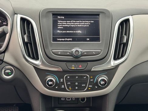 Used 2024 Chevrolet Equinox LT image 18