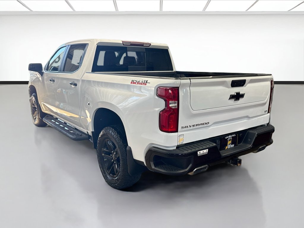 Used 2021 Chevrolet Silverado 1500 LT Trail Boss w/ Convenience Package II AWD/4WD image 7