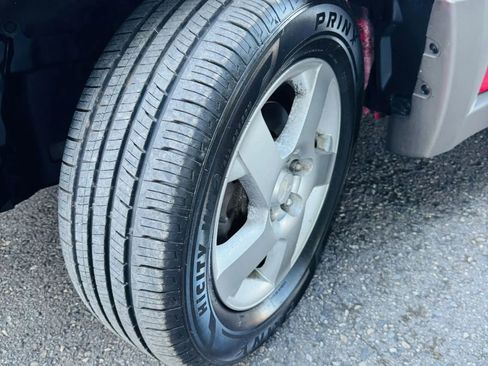 Used 2003 Mitsubishi Outlander XLS image 16