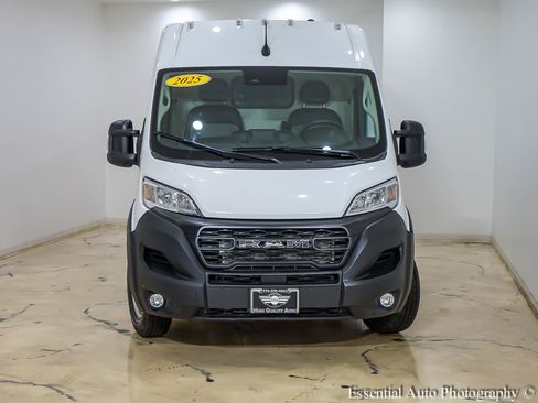 Used 2025 RAM ProMaster 2500 w/ Convenience Group FWD image 4