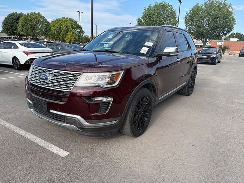 Used 2018 Ford Explorer Platinum AWD/4WD image 13
