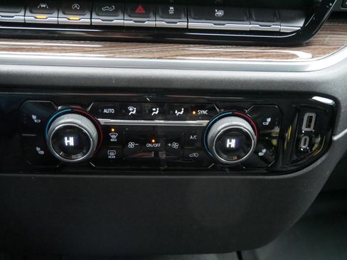 Used 2023 Chevrolet Silverado 1500 LT image 21