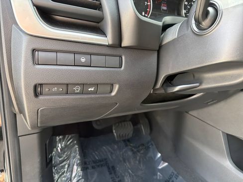 Used 2023 Nissan Rogue SV w/ SV Premium B Package FWD image 21