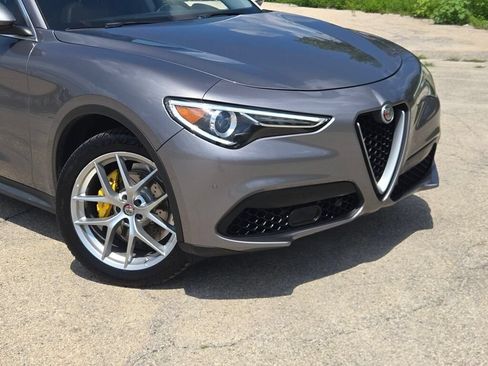 Used 2019 Alfa Romeo Stelvio Ti Lusso w/ Quick Order Package 22X Lusso AWD/4WD image 4