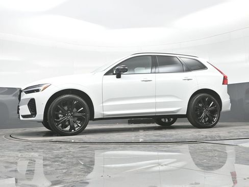 New 2026 Volvo XC60 B5 Ultra w/ Climate Package AWD/4WD image 27