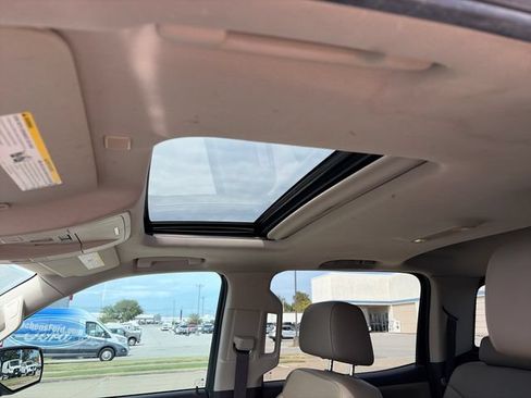 Used 2018 GMC Sierra 1500 SLT AWD/4WD image 40