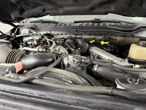 Used 2017 Ford F250 Platinum w/ Platinum Ultimate Package image 35