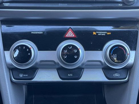 Used 2019 Hyundai Elantra SE image 5