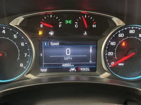 Used 2023 Chevrolet Equinox LT FWD image 16