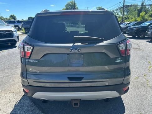 Used 2018 Ford Escape SE AWD/4WD image 5