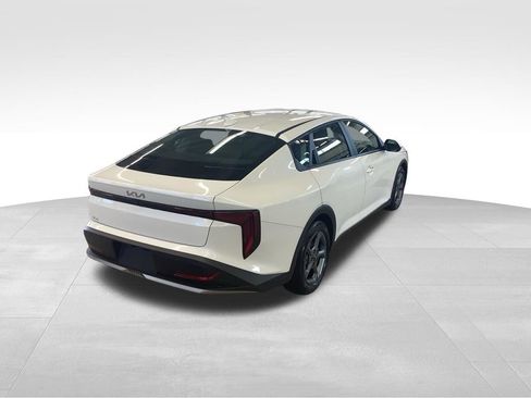 Certified 2025 Kia K4 FWD image 25