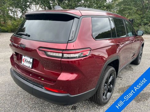 New 2025 Jeep Grand Cherokee L Altitude image 25