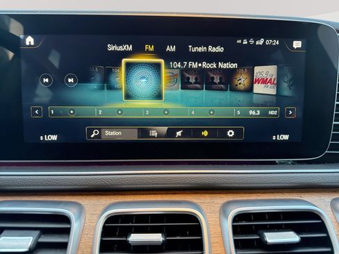 Used 2020 Mercedes-Benz GLE 350 4MATIC image 12