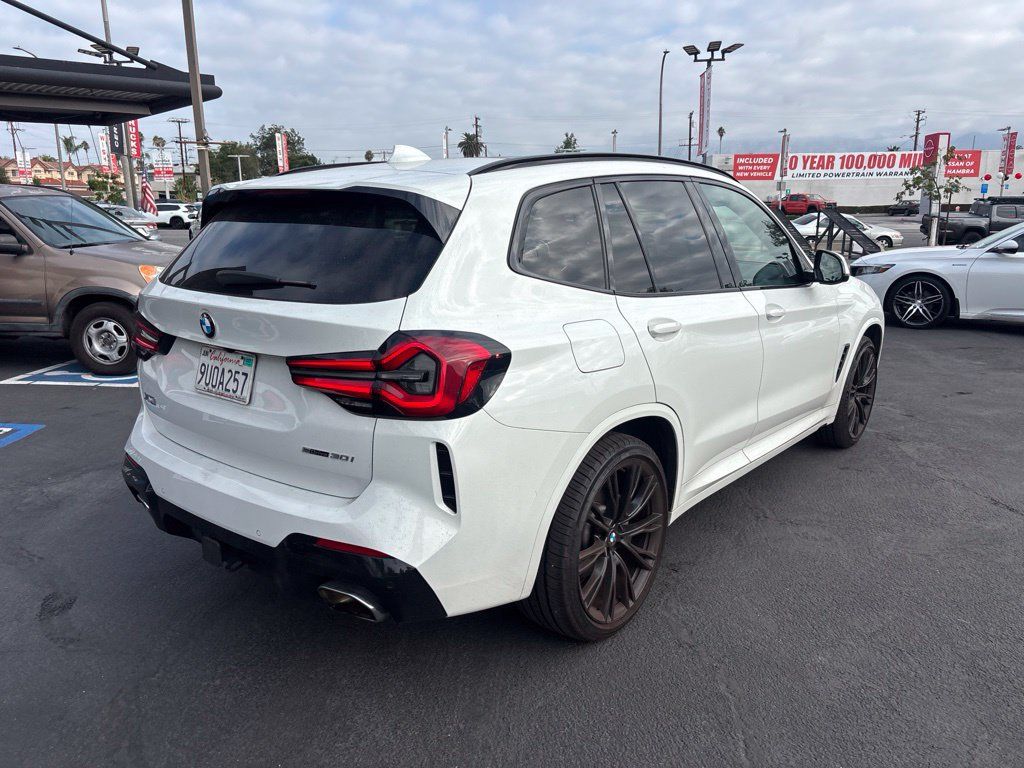 Used 2022 BMW X3 sDrive30i w/ M Sport Package 2 RWD image 4