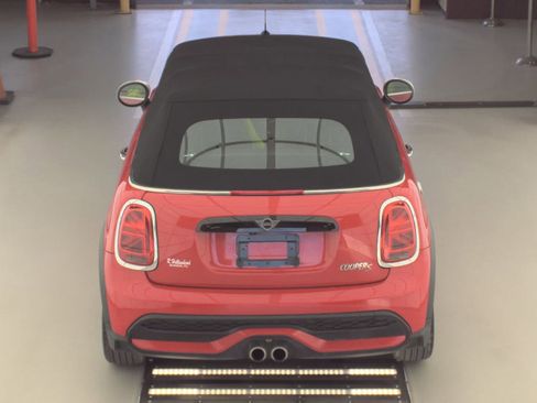 Used 2023 MINI Cooper S image 3