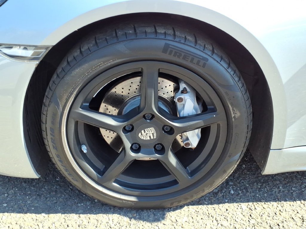 Used 2017 Porsche 718 Boxster RWD image 9