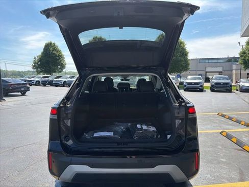 New 2025 Volkswagen Tiguan SE AWD/4WD image 19