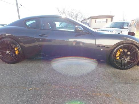 Used 2016 Maserati GranTurismo Sport image 5