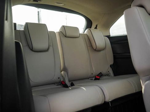 New 2026 Honda Odyssey Touring image 14