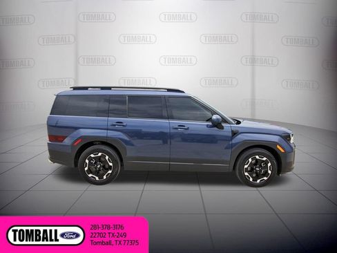 Used 2025 Hyundai Santa Fe SEL FWD image 9