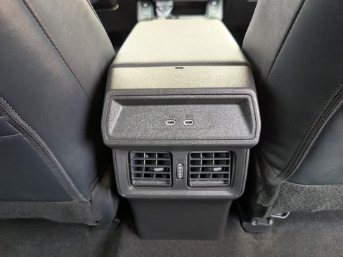 Used 2026 Toyota RAV4 XLE Premium FWD image 7