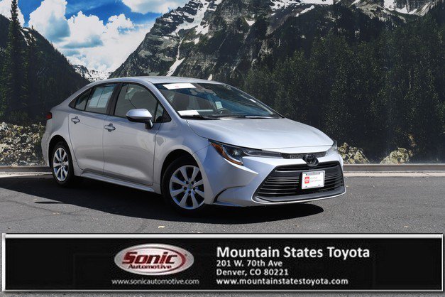 Certified 2025 Toyota Corolla LE FWD image 1