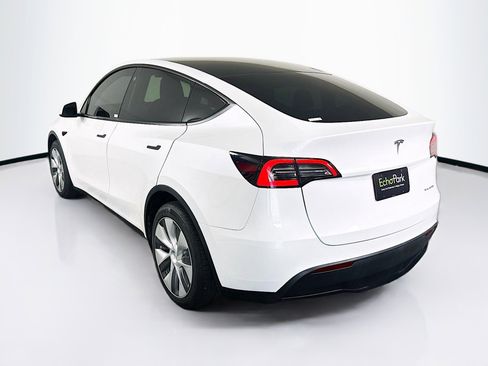 Used 2023 Tesla Model Y Long Range AWD/4WD image 5