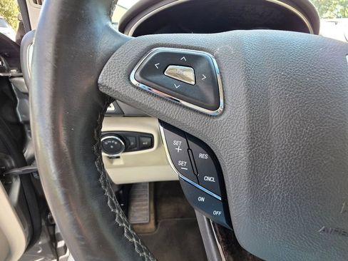 Used 2016 Lincoln MKX Reserve w/ Climate Package image 20