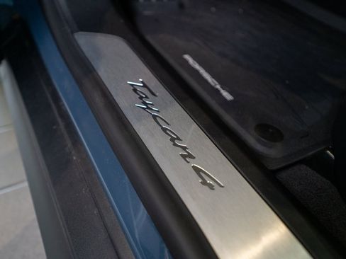 New 2025 Porsche Taycan image 21