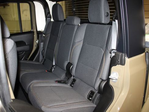 New 2026 Jeep Gladiator Sport image 25