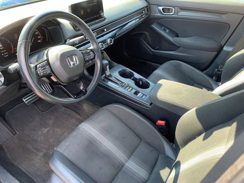 Used 2023 Honda Civic Sport image 11