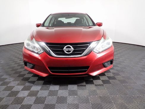 Used 2016 Nissan Altima 2.5 S w/ Power Driver Seat Package image 6
