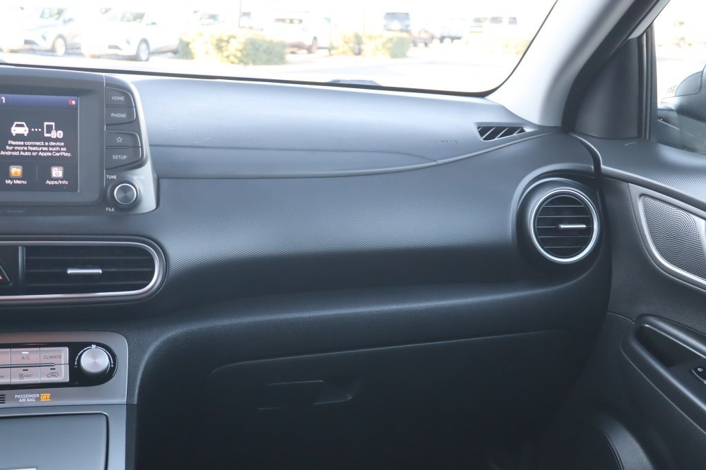 Used 2020 Hyundai Kona SEL FWD image 30