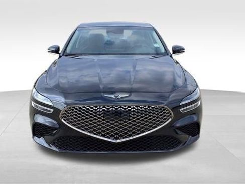 Used 2025 Genesis G70 2.5T image 2