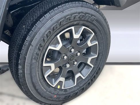 New 2025 Jeep Gladiator Sport w/ Premium Package image 10