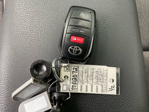 Used 2025 Toyota Camry LE FWD image 36
