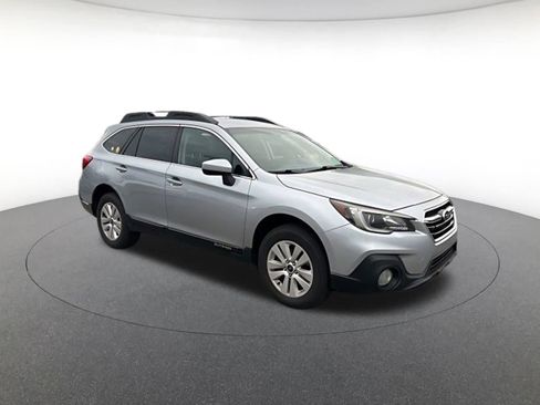 Used 2018 Subaru Outback 2.5i Premium image 1