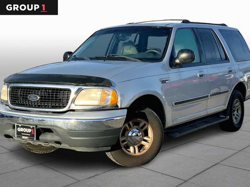 Used 2001 Ford Expedition XLT image 1