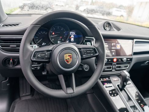 New 2026 Porsche Macan AWD/4WD image 14
