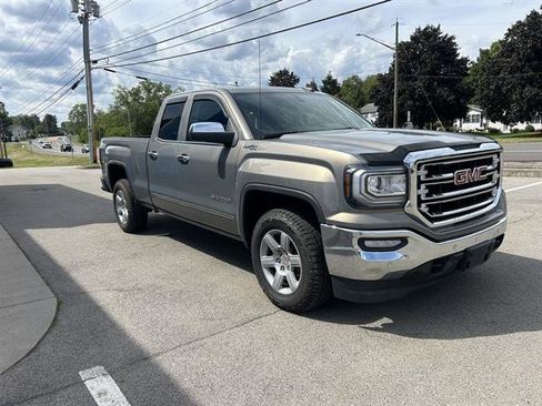 Certified 2017 GMC Sierra 1500 SLT w/ SLT Preferred Package image 8