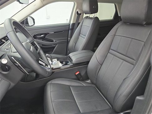 Used 2023 Land Rover Range Rover Evoque R-Dynamic SE image 15