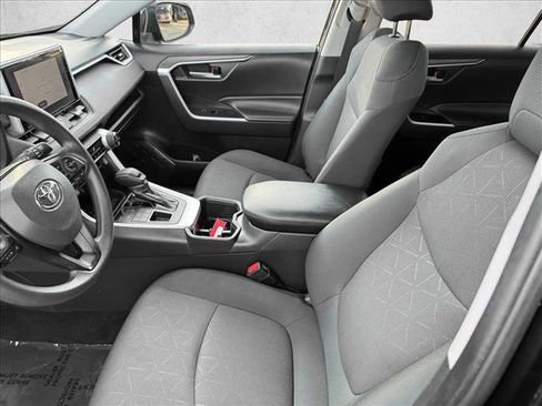 Used 2025 Toyota RAV4 XLE image 10