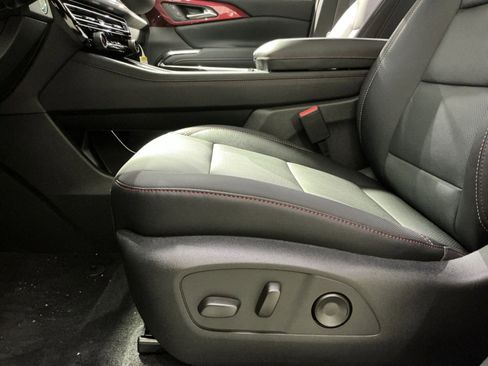 New 2026 Chevrolet Traverse Z71 w/ Driver Confidence Package image 22