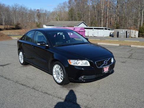 Used 2011 Volvo S40 T5 w/ Preferred Pkg image 52