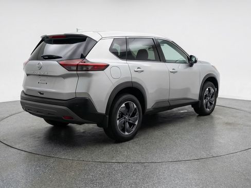 Used 2025 Nissan Rogue SV AWD/4WD image 9