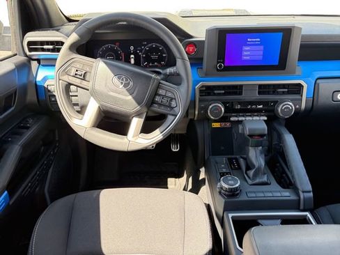 New 2026 Toyota 4Runner TRD Sport AWD/4WD image 12