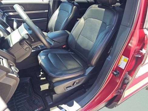 Used 2018 Ford Explorer Sport w/ Equipment Group 401A AWD/4WD image 6