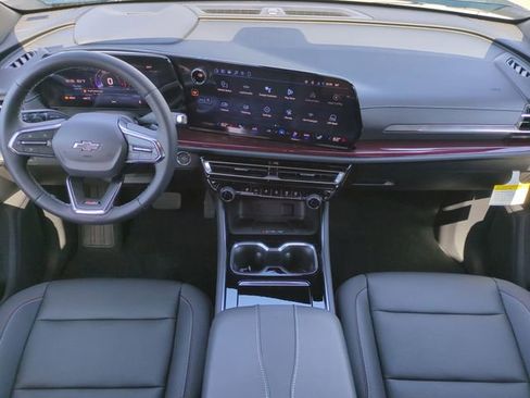 New 2026 Chevrolet Traverse Z71 w/ Driver Confidence Package AWD/4WD image 15